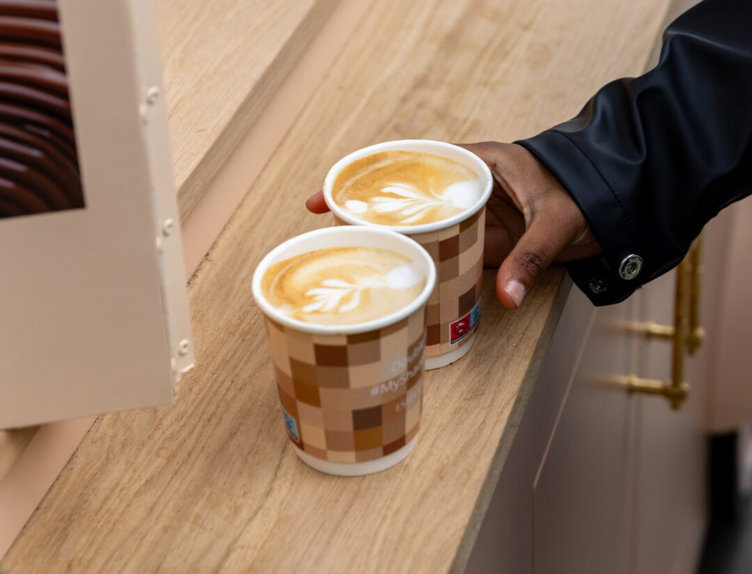Estée Lauder kaffevagn sergels torg
