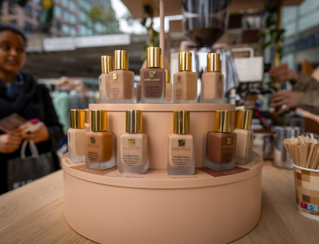 Estée Lauder kaffevagn sergels torg