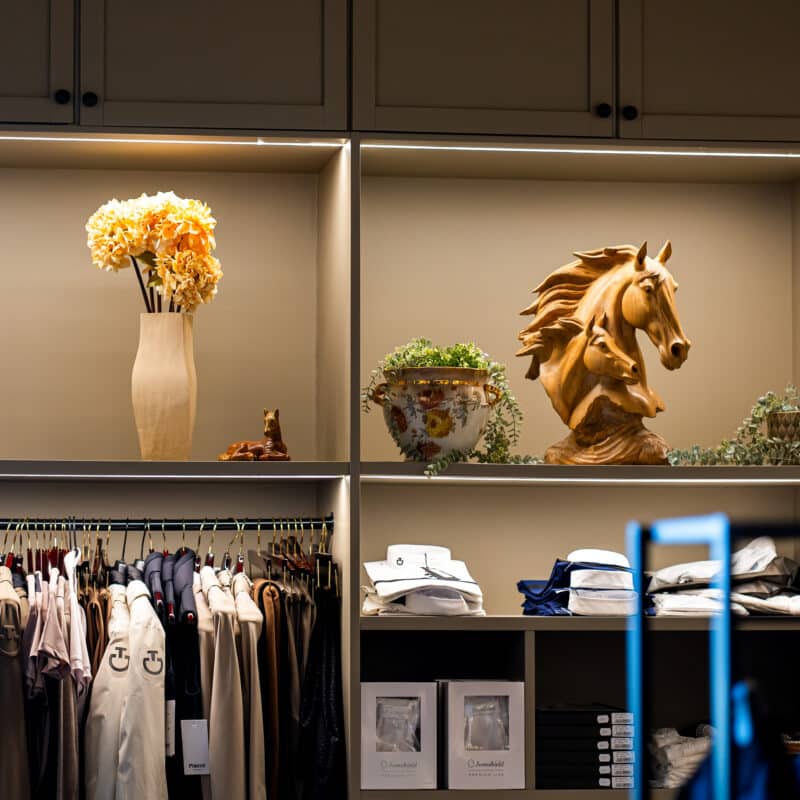 Dressyrbutiken butiksinredning